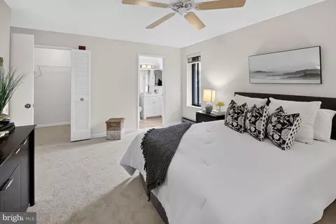 Bedroom - 15311 Beaverbrook Ct #90-3K, Silver Spring, MD 20906 photo 4 of 6
