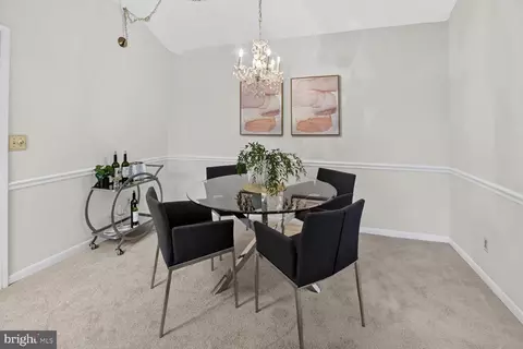 Dining - 15311 Beaverbrook Ct #90-3K, Silver Spring, MD 20906 photo 3 of 5