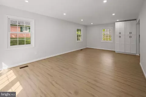 Living - 2801 Village Ln, Silver Spring, MD 20906 photo 3 of 12
