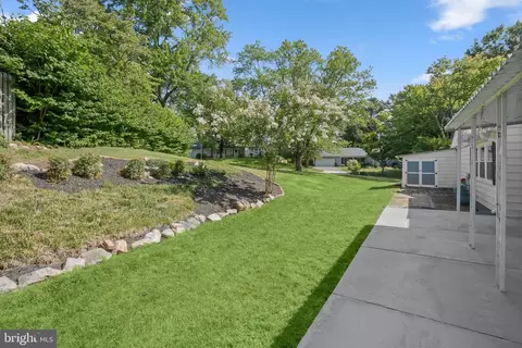 Exterior - 2801 Village Ln, Silver Spring, MD 20906 photo 4 of 5