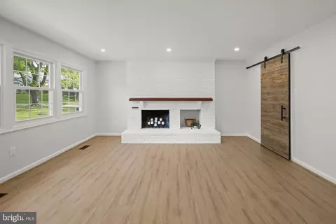 Living - 2801 Village Ln, Silver Spring, MD 20906 photo 10 of 12