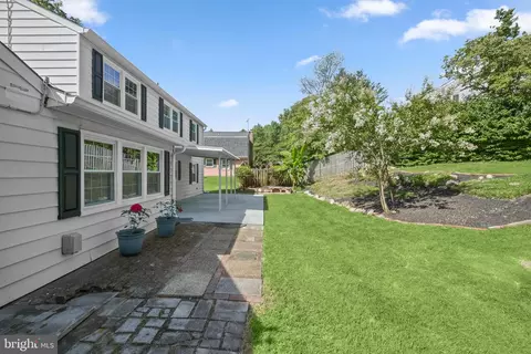 Exterior - 2801 Village Ln, Silver Spring, MD 20906 photo 3 of 5