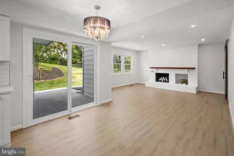 Living - 2801 Village Ln, Silver Spring, MD 20906 photo 7 of 12