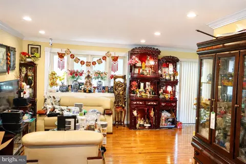 723 Lowander Ln, Silver Spring, MD 20901 photo 5