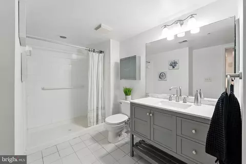Bath - 7923 Eastern Ave #303, Silver Spring, MD 20910 photo 2 of 2