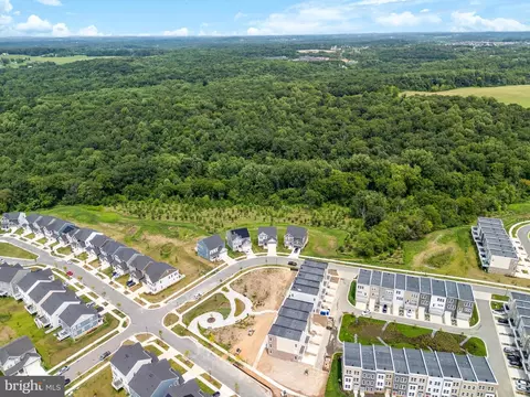 View/Area - 22443 Sculpin Brook Rd, Boyds, MD 20841 photo 9 of 18