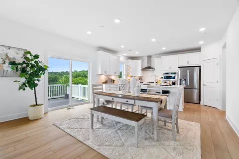 Dining - 22443 Sculpin Brook Rd, Boyds, MD 20841 photo 2 of 3
