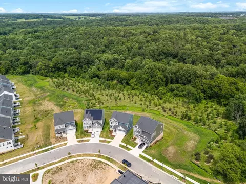 View/Area - 22443 Sculpin Brook Rd, Boyds, MD 20841 photo 8 of 18