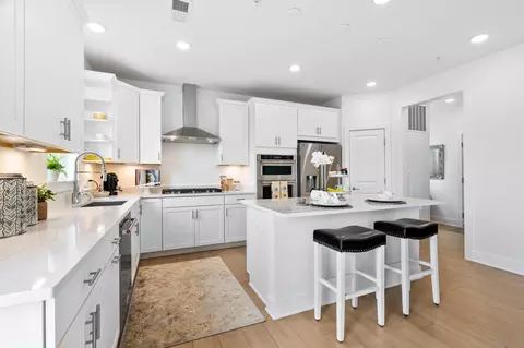 Kitchen - 22443 Sculpin Brook Rd, Boyds, MD 20841 photo 3 of 4