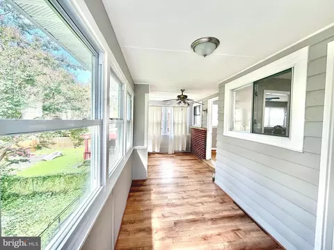 Entry Way - 10128 Dallas Ave, Silver Spring, MD 20901 photo 3 of 4