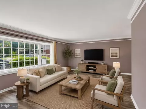 Living - 4108 Elby St, Silver Spring, MD 20906 photo 2 of 10