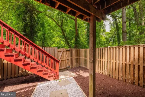 Exterior - 2615 Chivalry Ct, Silver Spring, MD 20902 photo 7 of 17