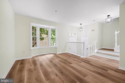 Living - 2615 Chivalry Ct, Silver Spring, MD 20902 photo 1 of 7