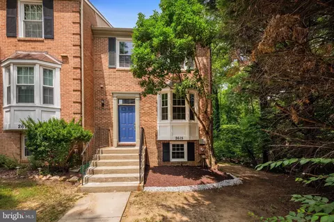 Exterior - 2615 Chivalry Ct, Silver Spring, MD 20902 photo 15 of 17
