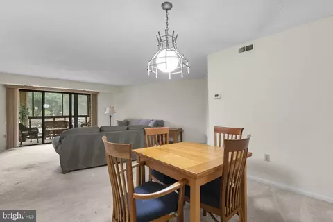 Dining - 15100 Interlachen Dr #4-117, Silver Spring, MD 20906 photo 2 of 2