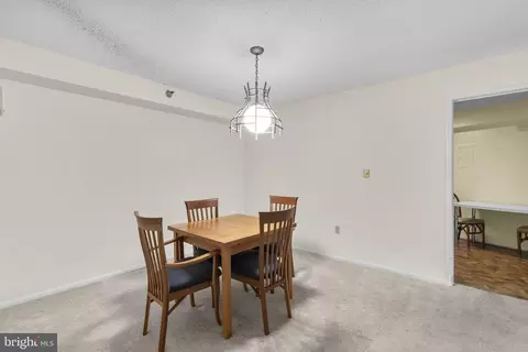 Dining - 15100 Interlachen Dr #4-117, Silver Spring, MD 20906 photo 1 of 2
