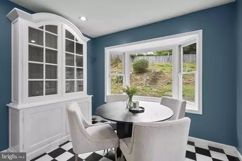 Dining - 822 Loxford Ter, Silver Spring, MD 20901 photo 2 of 2