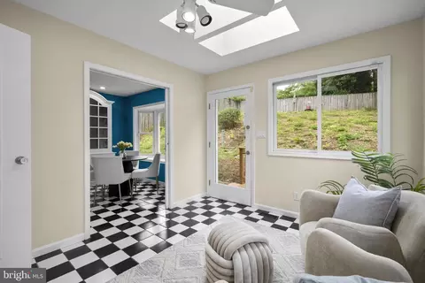 Other - 822 Loxford Ter, Silver Spring, MD 20901 photo 4 of 12