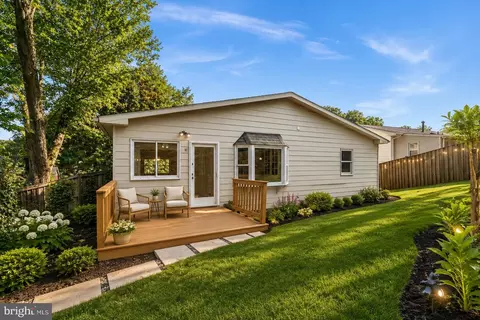 Other - 822 Loxford Ter, Silver Spring, MD 20901 photo 9 of 12