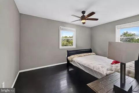 Bedroom - 10 Shanandale Ct, Silver Spring, MD 20904 photo 2 of 3