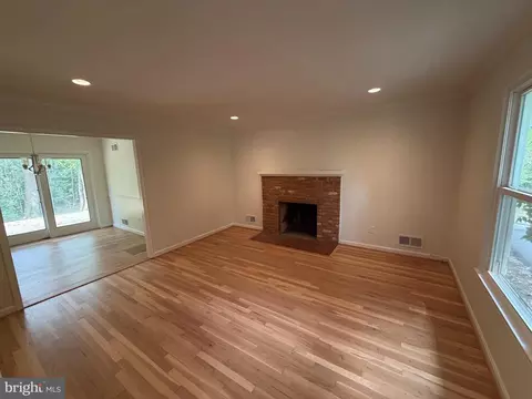 Living - 2429 Parallel Ln, Silver Spring, MD 20904 photo 1 of 2