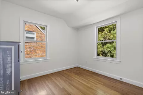 Bedroom - 505 Thayer Ave, Silver Spring, MD 20910 photo 6 of 7