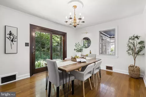 Dining - 505 Thayer Ave, Silver Spring, MD 20910 photo 4 of 4