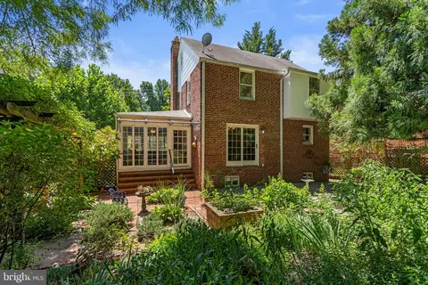 Exterior - 505 Thayer Ave, Silver Spring, MD 20910 photo 13 of 25