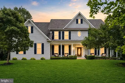 9304 Heather Field Ct, Laytonsville, MD 20882