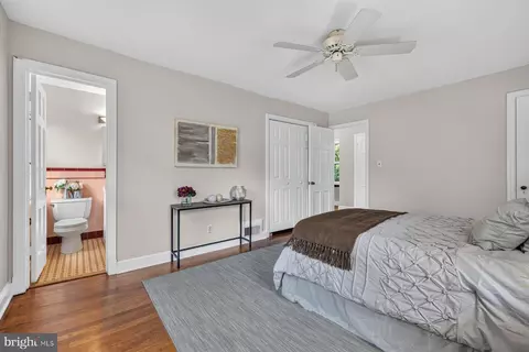 Bedroom - 3 Park Valley Rd, Silver Spring, MD 20910 photo 3 of 5