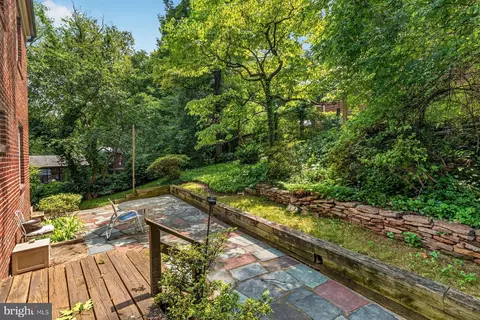 Exterior - 3 Park Valley Rd, Silver Spring, MD 20910 photo 4 of 7