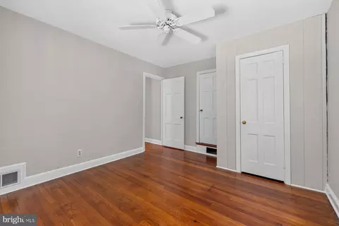 Bedroom - 3 Park Valley Rd, Silver Spring, MD 20910 photo 5 of 5