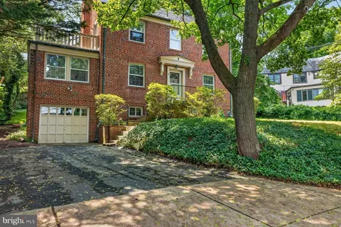 Exterior - 3 Park Valley Rd, Silver Spring, MD 20910 photo 2 of 7