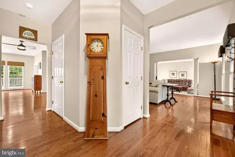 Entry Way - 16900 Hillard St, Poolesville, MD 20837 photo 2 of 10