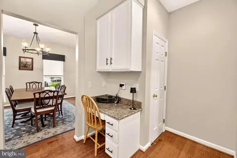 Entry Way - 16900 Hillard St, Poolesville, MD 20837 photo 4 of 10