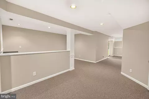 Entry Way - 16900 Hillard St, Poolesville, MD 20837 photo 10 of 10