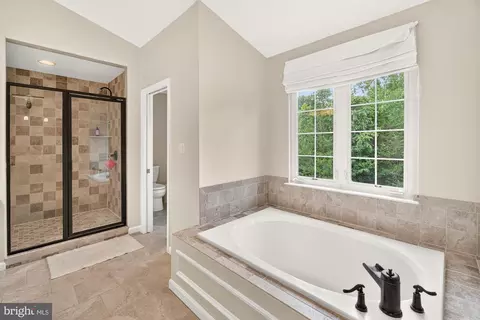 Bath - 16900 Hillard St, Poolesville, MD 20837 photo 1 of 7