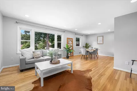 Living - 1416 Chilton Dr, Silver Spring, MD 20904 photo 2 of 5