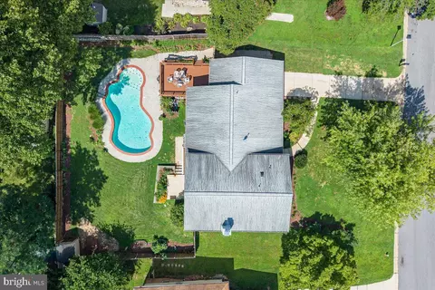 View/Area - 1416 Chilton Dr, Silver Spring, MD 20904 photo 2 of 2