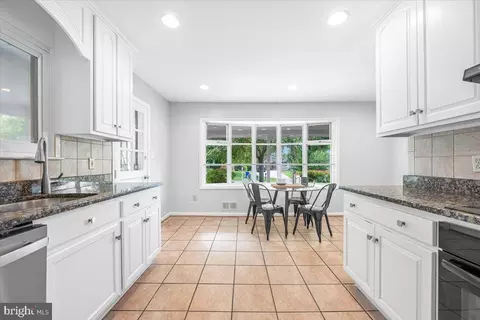 Kitchen - 1416 Chilton Dr, Silver Spring, MD 20904 photo 2 of 2