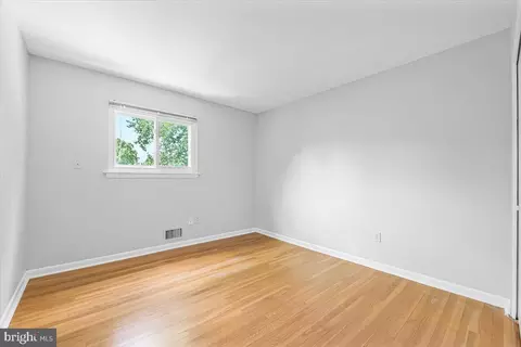 Bedroom - 1416 Chilton Dr, Silver Spring, MD 20904 photo 1 of 2