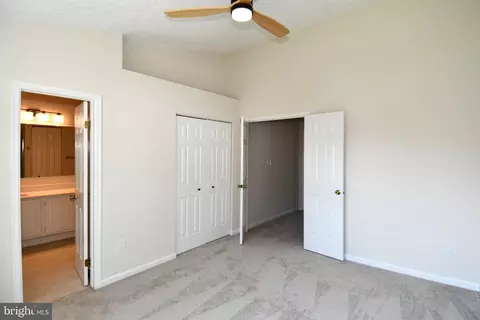 Bedroom - 101 Smoothleaf Ln, Gaithersburg, MD 20878 photo 5 of 5