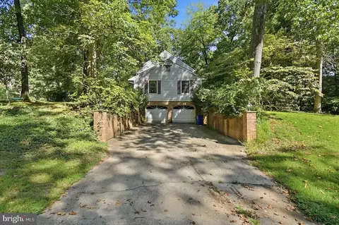 Exterior - 17517 Skyline Dr, Ashton, MD 20861 photo 7 of 11