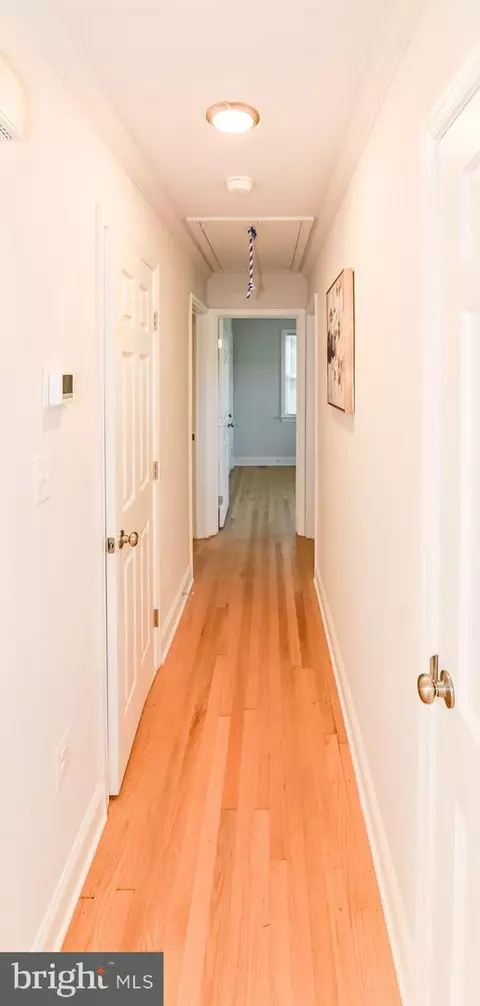 Entry Way - 1804 Briggs Chaney Rd, Silver Spring, MD 20905 photo 2 of 4