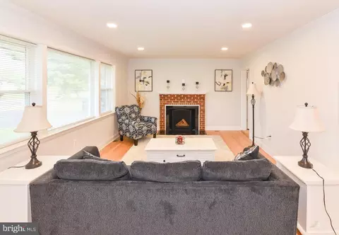 Living - 1804 Briggs Chaney Rd, Silver Spring, MD 20905 photo 2 of 2