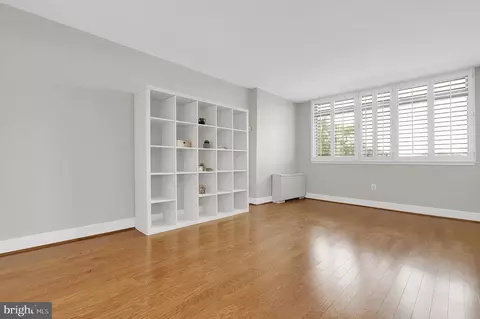 Living - 1220 Blair Mill Rd #503, Silver Spring, MD 20910 photo 6 of 7