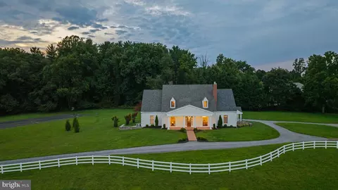 Exterior - 1301 Hennessy Ter, Sandy Spring, MD 20860 photo 6 of 21