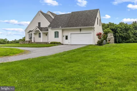 Exterior - 1301 Hennessy Ter, Sandy Spring, MD 20860 photo 16 of 21