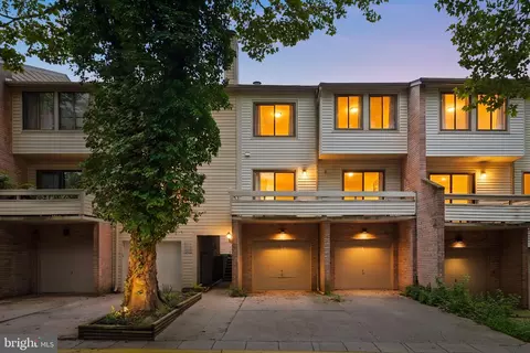 18616 Pier Point Pl, Montgomery Village, MD 20886