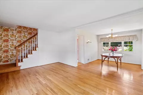 Living - 1011 W Nolcrest Dr, Silver Spring, MD 20903 photo 4 of 4